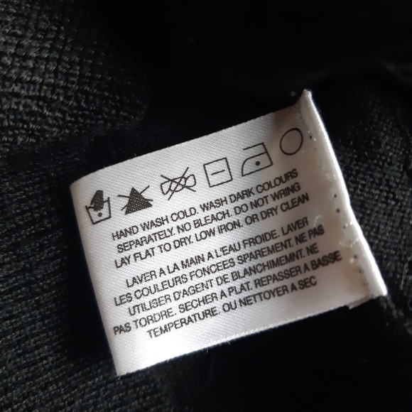 Holt renfrew black beaded knit top. Wool blend. Really beautiful - Picture 4 of 4